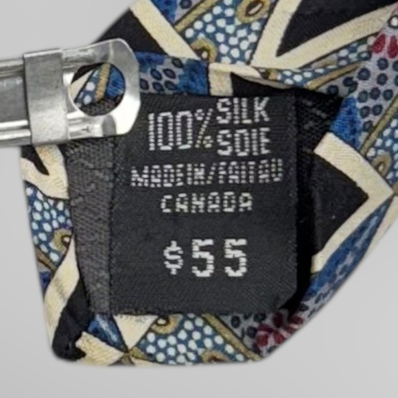 100% silk tie geometric triangle print vintage made in Canada 60 inch - Picture 5 of 5